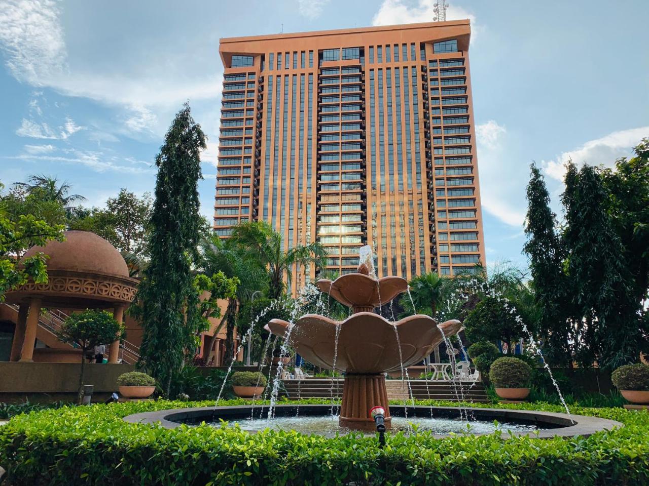 Queens Service Suites At Times Square Kl Kuala Lumpur Dış mekan fotoğraf