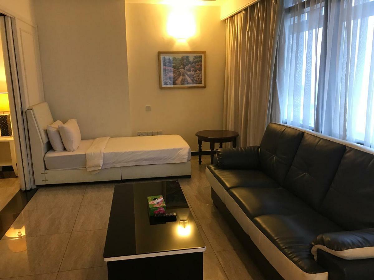 Queens Service Suites At Times Square Kl Kuala Lumpur Dış mekan fotoğraf